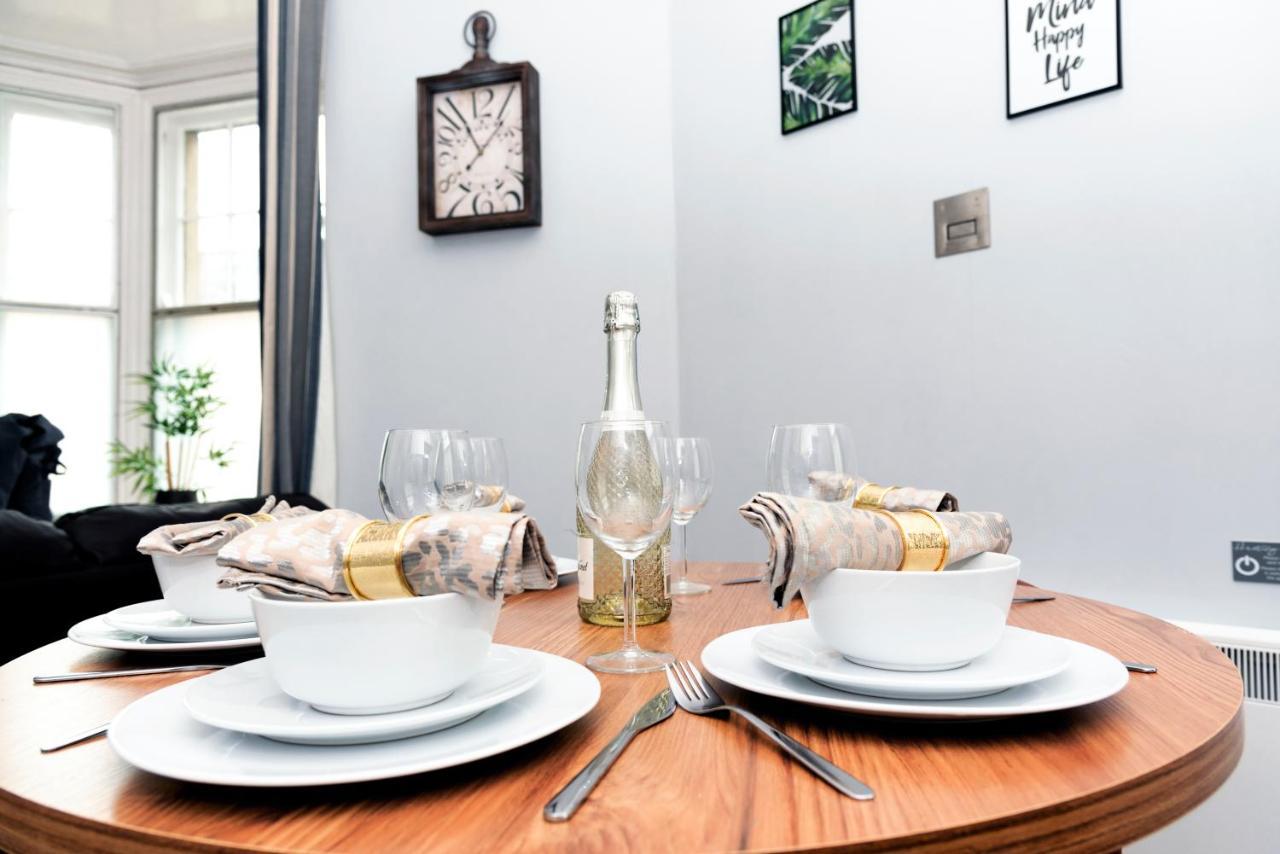 Wrexham Central Stay Apartment Seven المظهر الخارجي الصورة