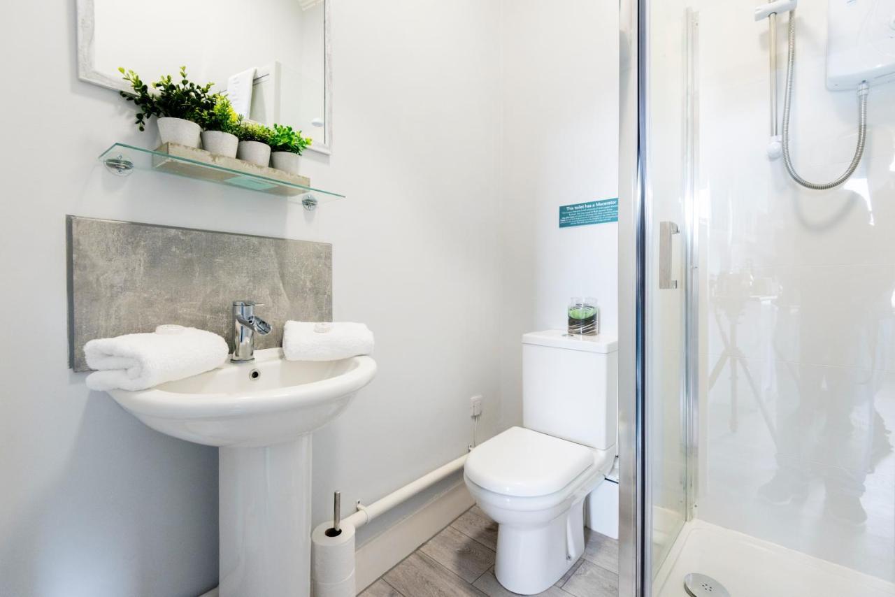 Wrexham Central Stay Apartment Seven المظهر الخارجي الصورة
